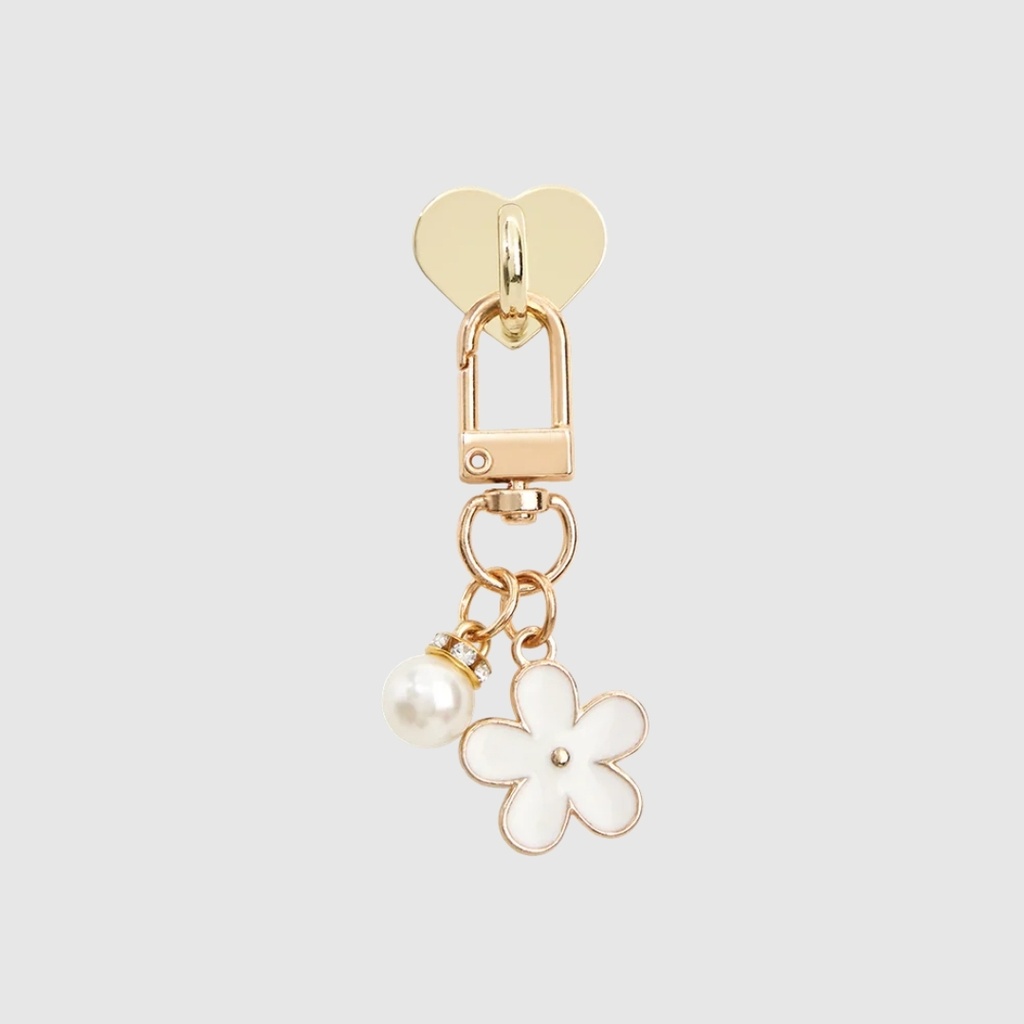 MT Flower &amp; Pearl Keychain